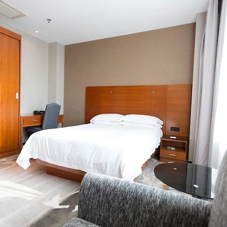 Radiance Hotel Şanghay Dış mekan fotoğraf