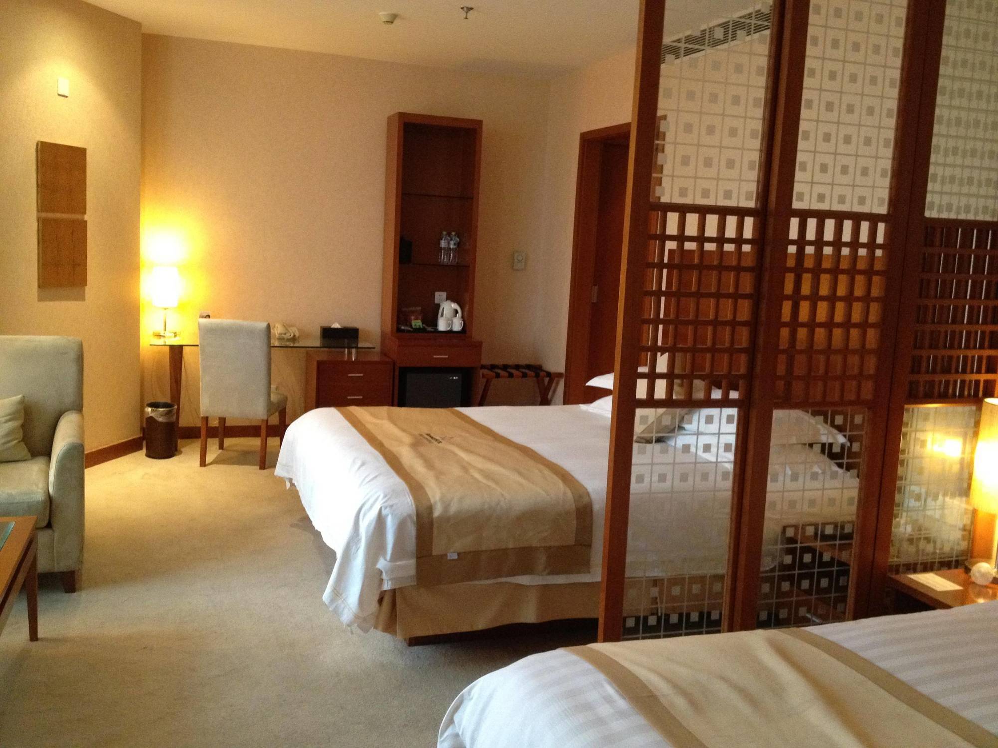 Radiance Hotel Şanghay Dış mekan fotoğraf