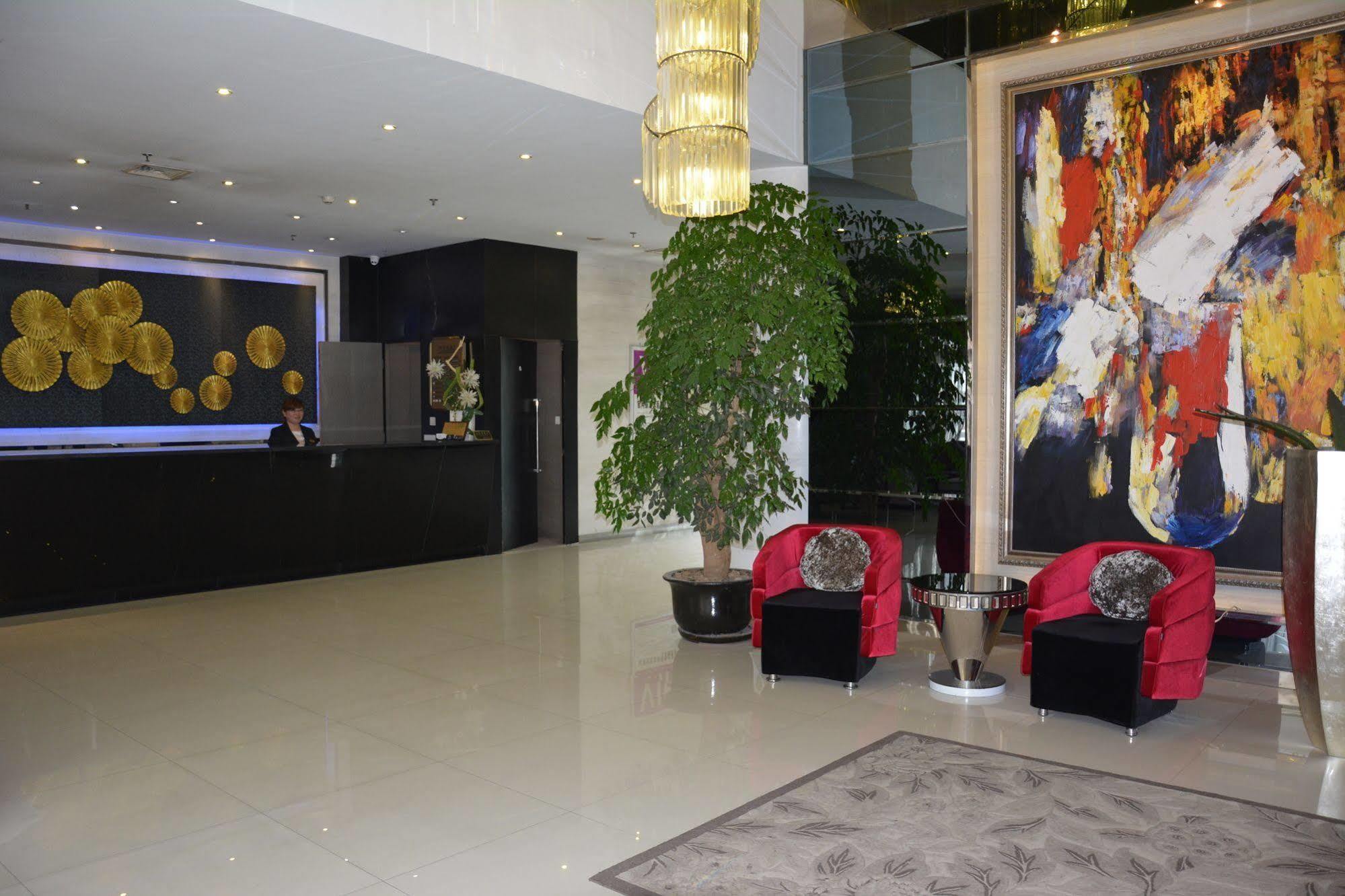 Radiance Hotel Şanghay Dış mekan fotoğraf